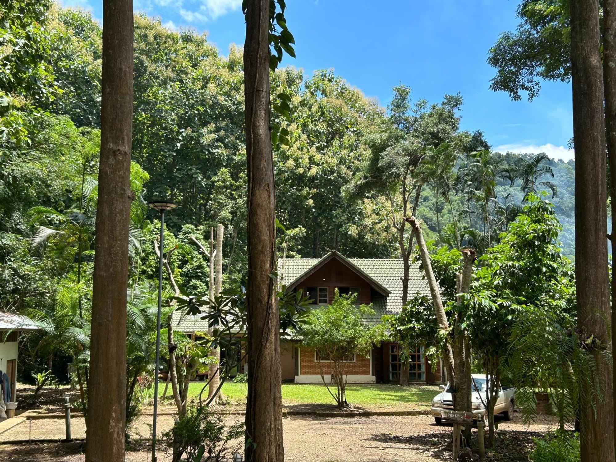 At Home Chiang Dao, Pooch Lovers Ban Tham  Exterior photo