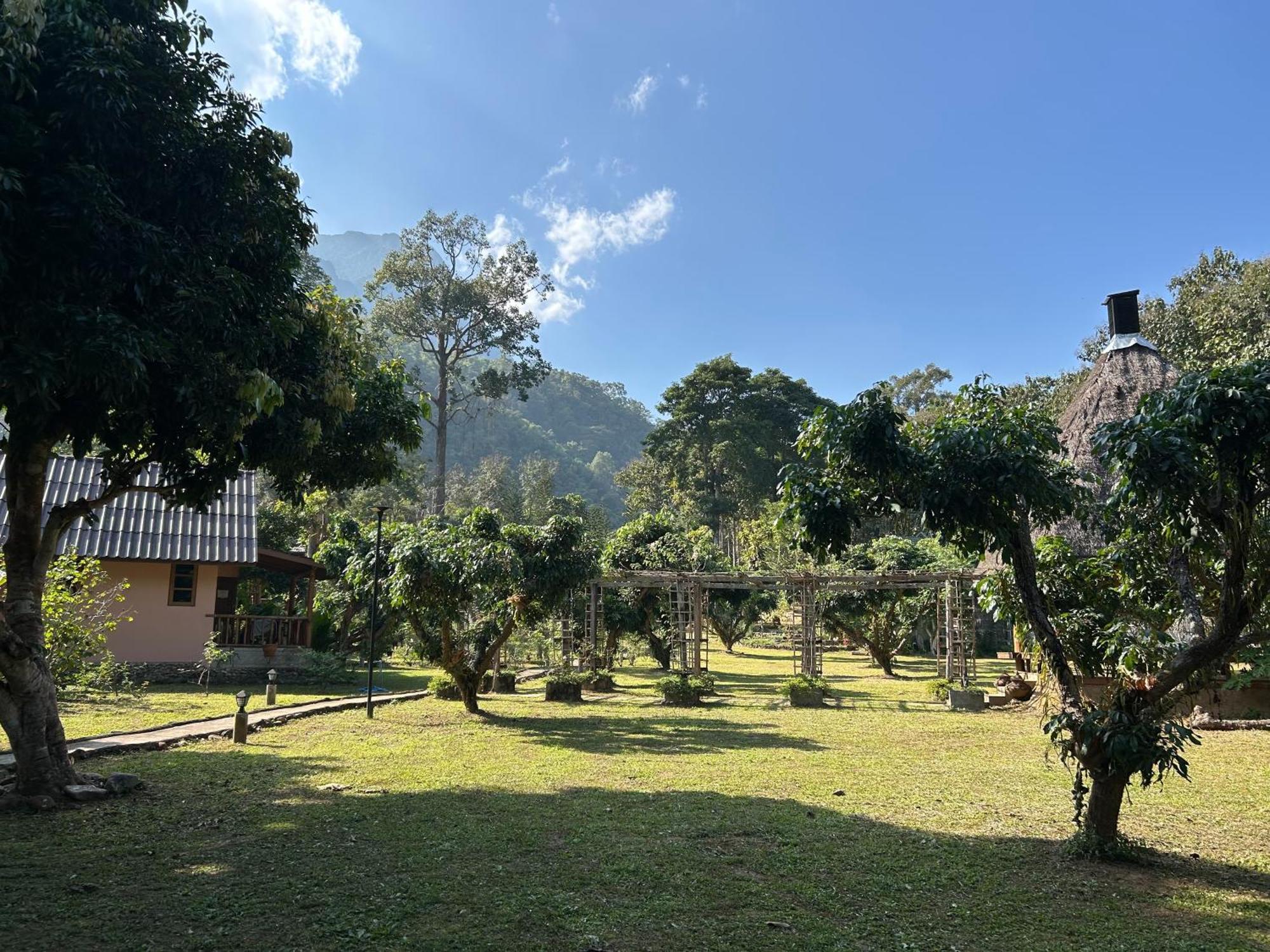 At Home Chiang Dao, Pooch Lovers Ban Tham  Exterior photo