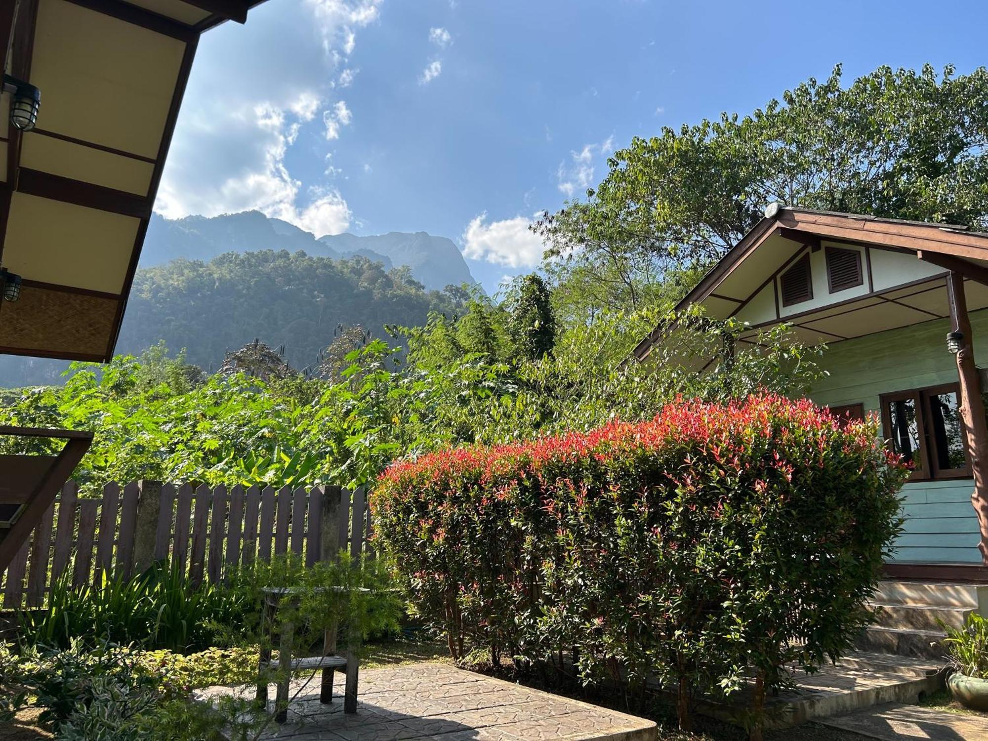 At Home Chiang Dao, Pooch Lovers Ban Tham  Exterior photo